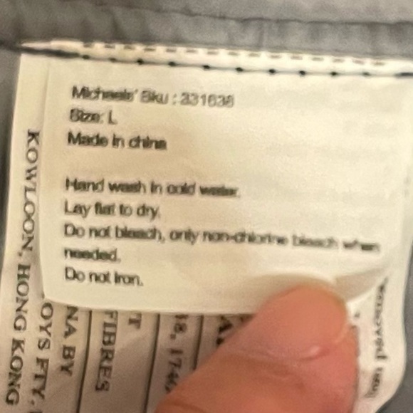 SHARK COSTUME LARGE GRAY & WHITE PLUSH DOG, PET COSTUME Halloween - Picture 4 of 9